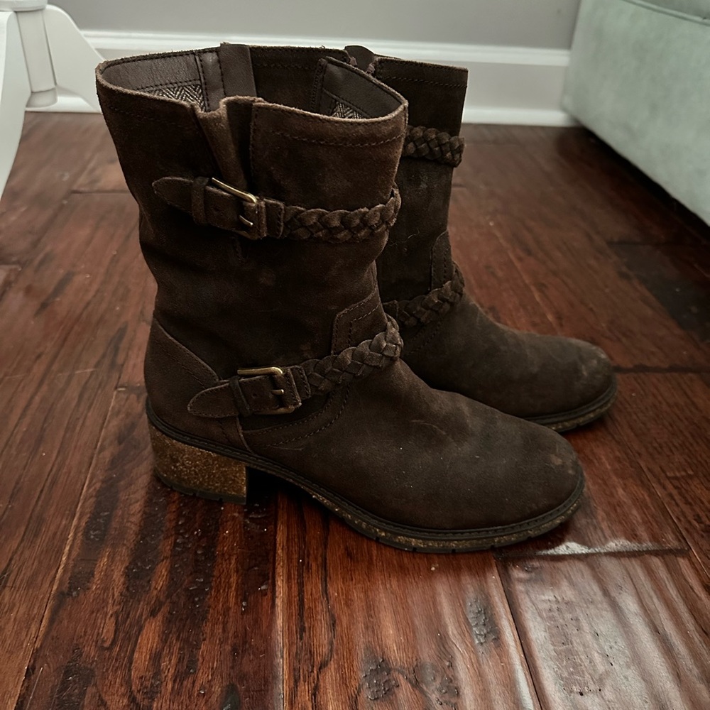 Women's Brown Suede Ankle Boots